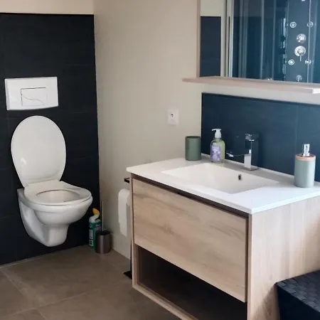 Апартаменты Domaine Taurin Elyssa Ledignan
